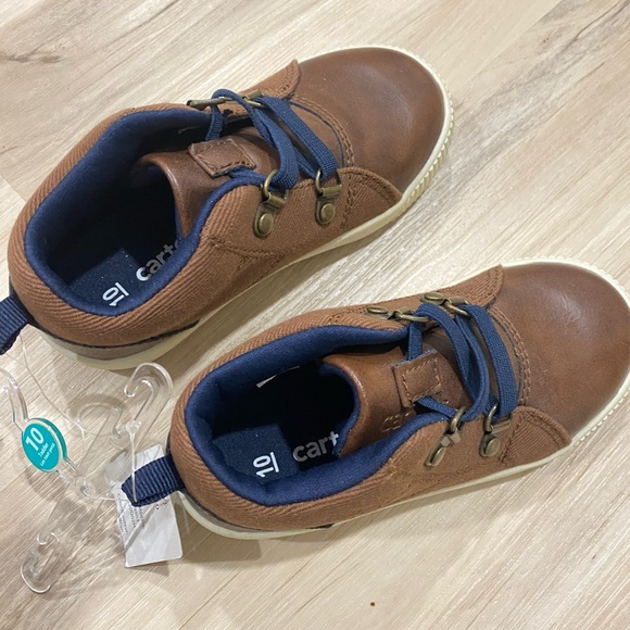 Carter Kids, Brown Leather Look Sneaker, Size 10, Never Worn - Picture 4 of 5